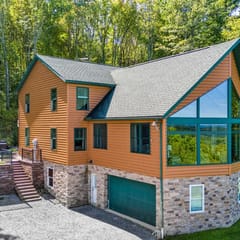 Cliffside Cabin | Stunning Views |Game Room | Hot Tub