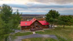 Cabin with Majestic Views, Hot Tub, Pickleball - Image 2
