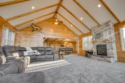 Cliffside Cabin | Stunning Views |Game Room | Hot Tub - Image 5