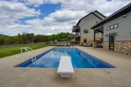 Laurel Run Lodge - Heated Pool | Hot Tub | Game Room | Perry County - Image 2