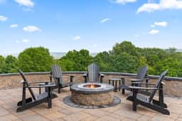 Stunning Views, Hot Tub, Secluded, Luxury Cabin - Image 4
