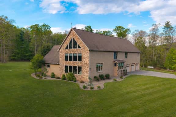 Mountaintop Cabin |Game Room | Pickleball | Bunk Room - Image 1