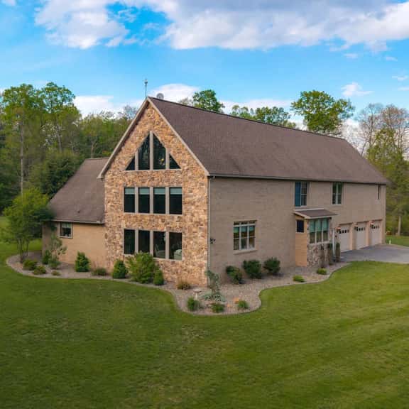 Mountaintop Cabin |Game Room | Pickleball | Bunk Room - Image 1
