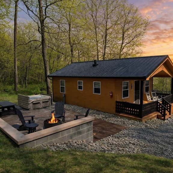 Private Cabin | Hot Tub | 2 Bedrooms |Raystown Lake - Image 1