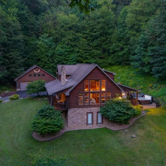 Secluded Retreat |Hot Tub, Game Room, Fire Pit - Image 1