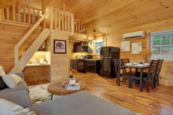 Romantic Getaway | Hot Tub, Fire Pit, Ping Pong - Image 3