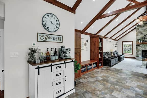 The Farm | Bunk House | Pickleball | Game Room | Baseball - Image 5
