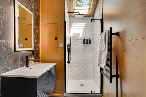 Juniata River Escape | Hot Tub | Tiny Home - Image 5