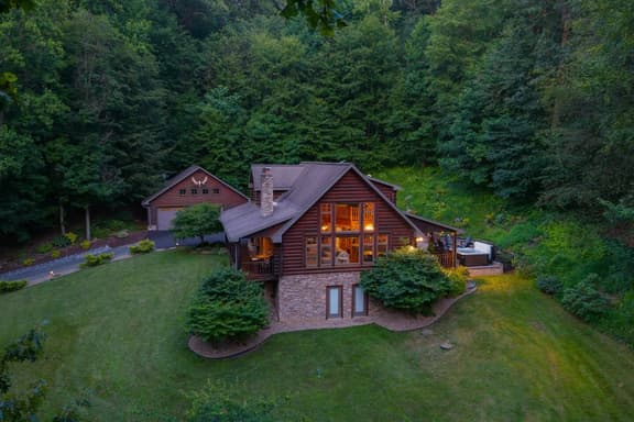 Secluded Retreat |Hot Tub, Game Room, Fire Pit - Image 1